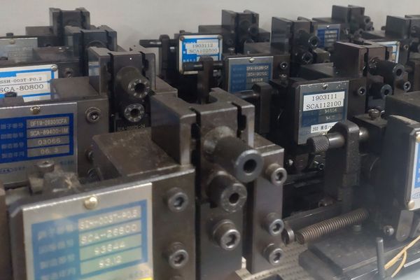 アプリケーター